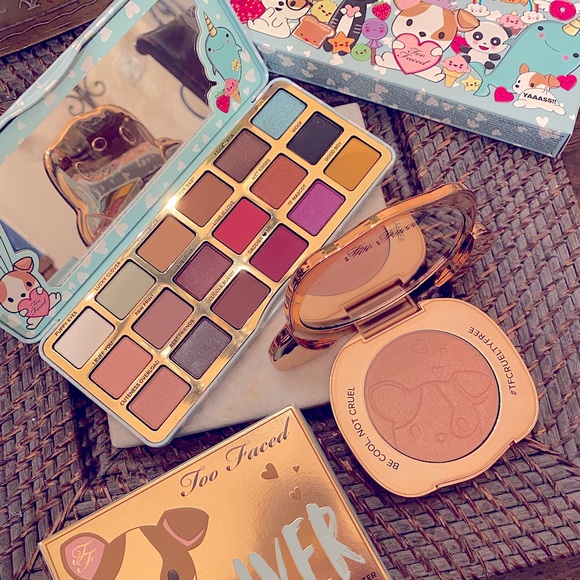 Too Faced Clover Eyeshadow & Glowver Highlighter